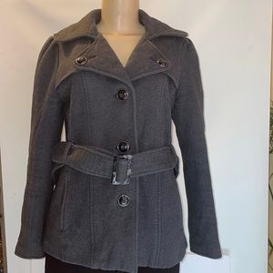 Kenneth Cole Reaction coat size M color gray